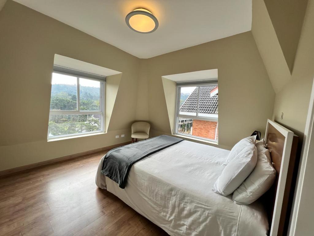 Flats Chateau Campos Do Jordao Exterior photo