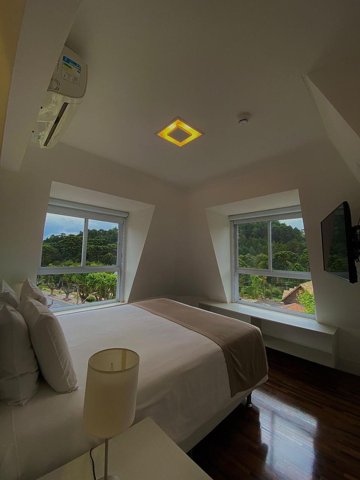 Flats Chateau Campos Do Jordao Exterior photo